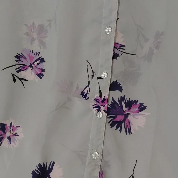 attention Mint Green Sleeveless Floral Button-Front Blouse - Picture 7 of 9